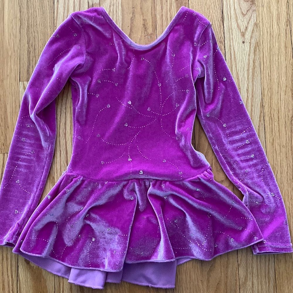 Mondor dance leotard velour pink sz 4-6 skirt silver glitter details long sleeve